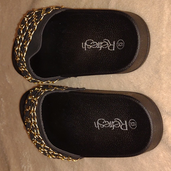 Hey 👣REFRESH 🇺🇲Sandy in Black footwear Sandals - Picture 15 of 15